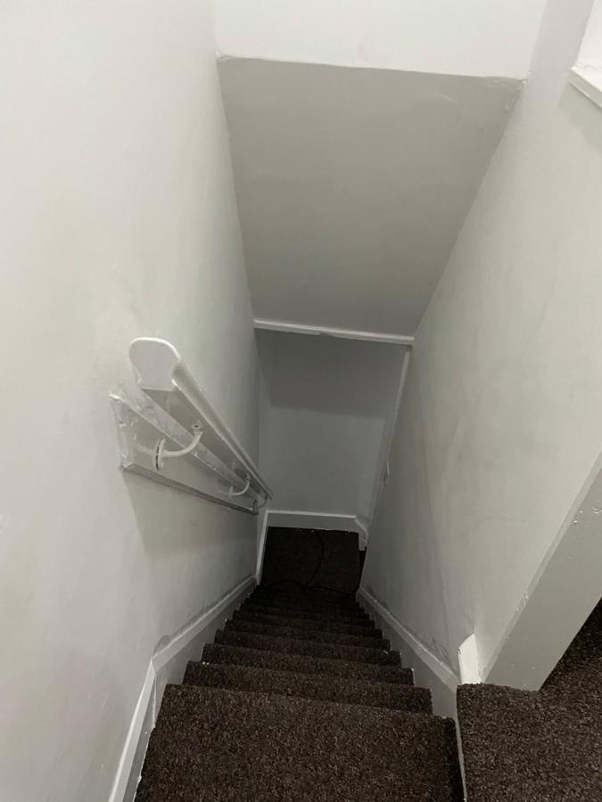 Potters Lodge, Oldham, Manchester By Edl Ventures Ltd * Oldham