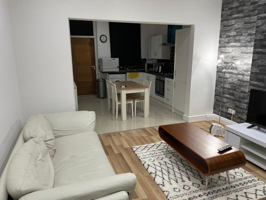 Holiday home Potters Lodge, Oldham, Manchester By Edl Ventures Ltd